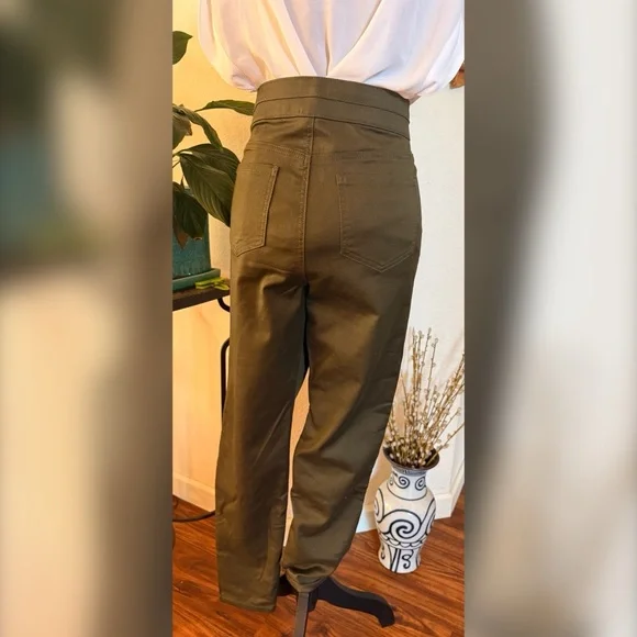 New York & Company SoHo Olive Pull-On Leggings - Picture 3 of 3